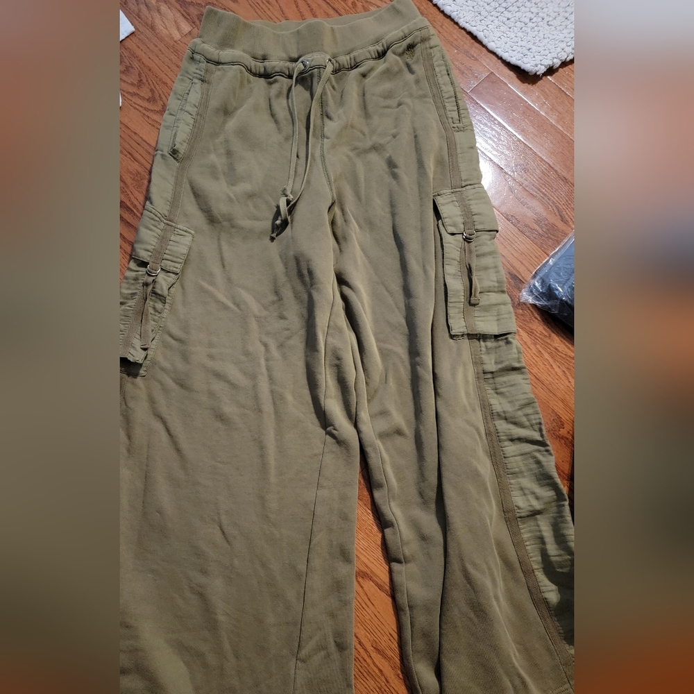NWT Free People Play off wide leg pants